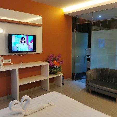 Dolphin Hotel Klang Dış mekan fotoğraf