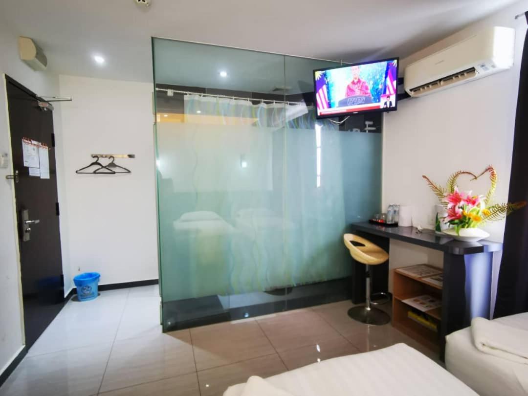 Dolphin Hotel Klang Dış mekan fotoğraf