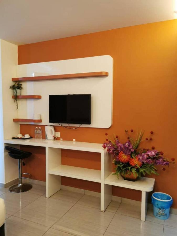 Dolphin Hotel Klang Dış mekan fotoğraf